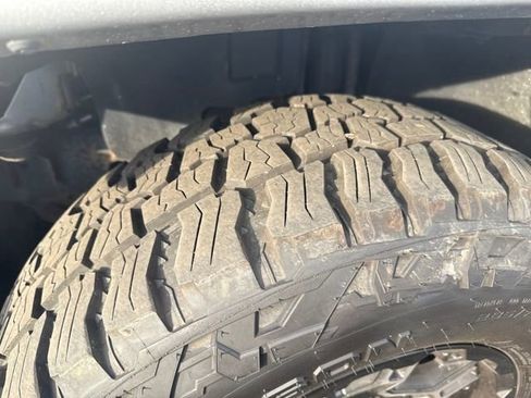 Used 2018 Jeep Wrangler Unlimited Sahara image 26