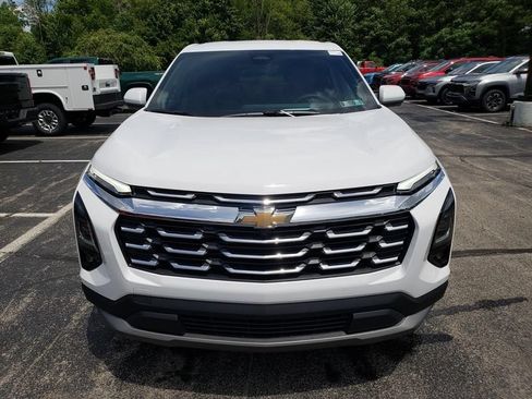 New 2026 Chevrolet Equinox LT w/ Convenience Package II AWD/4WD image 2
