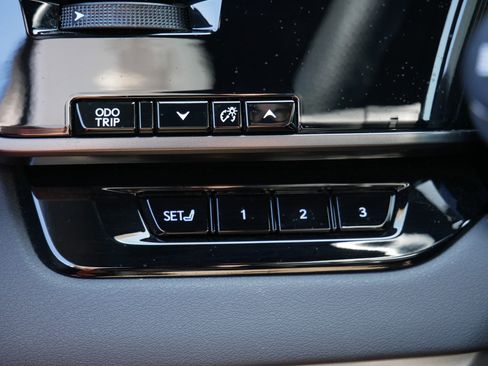 Used 2024 Lexus RX 500h F Sport w/ Convenience Package image 24