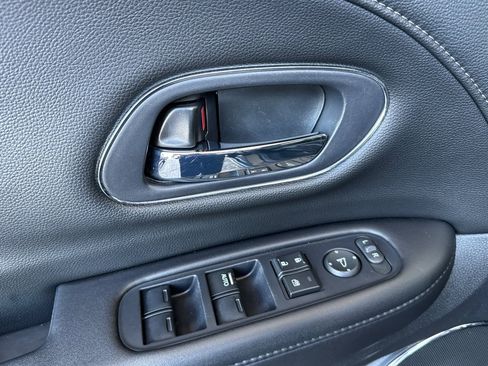 Used 2017 Honda HR-V EX-L image 15