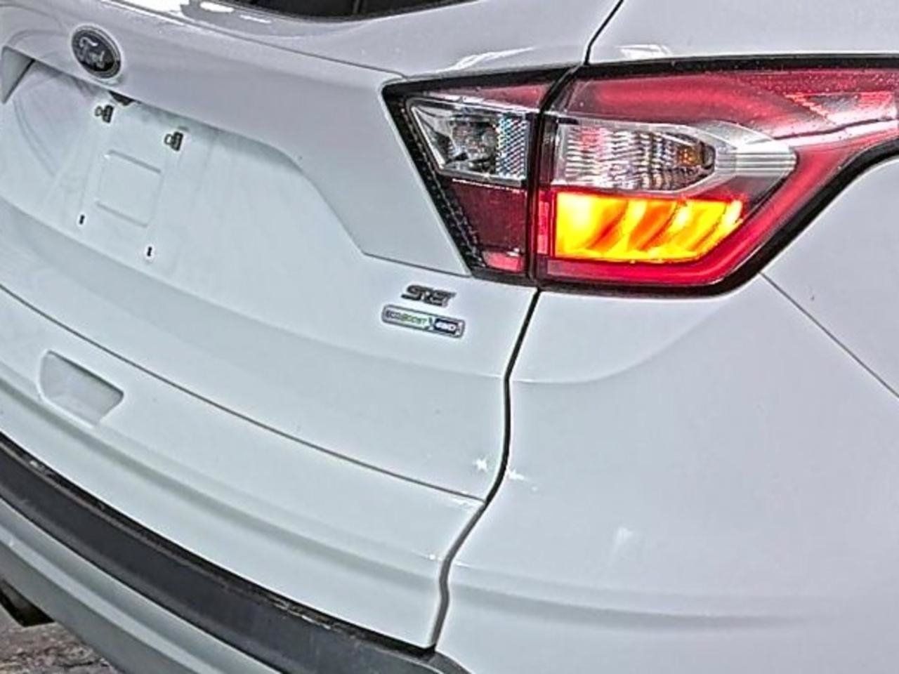 Used 2017 Ford Escape SE AWD/4WD image 8