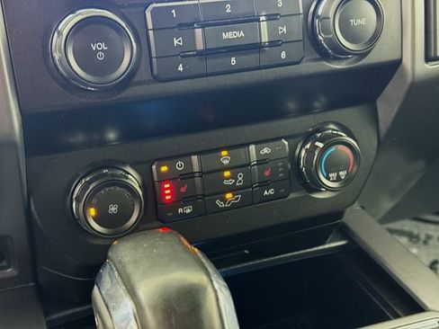 Used 2020 Ford F150 XLT w/ Equipment Group 302A Luxury image 16