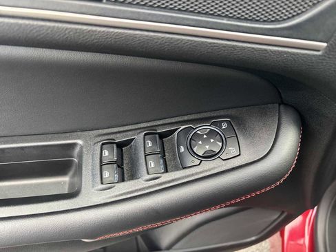 Used 2024 Ford Edge ST-Line image 17