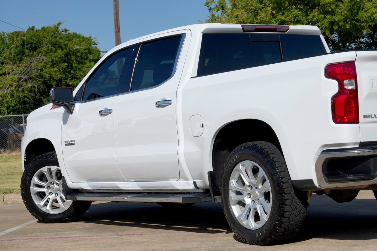 Used 2022 Chevrolet Silverado 1500 LTZ AWD/4WD image 32