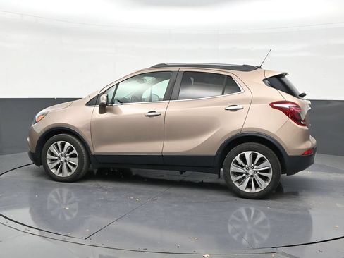 Used 2019 Buick Encore Preferred FWD image 2