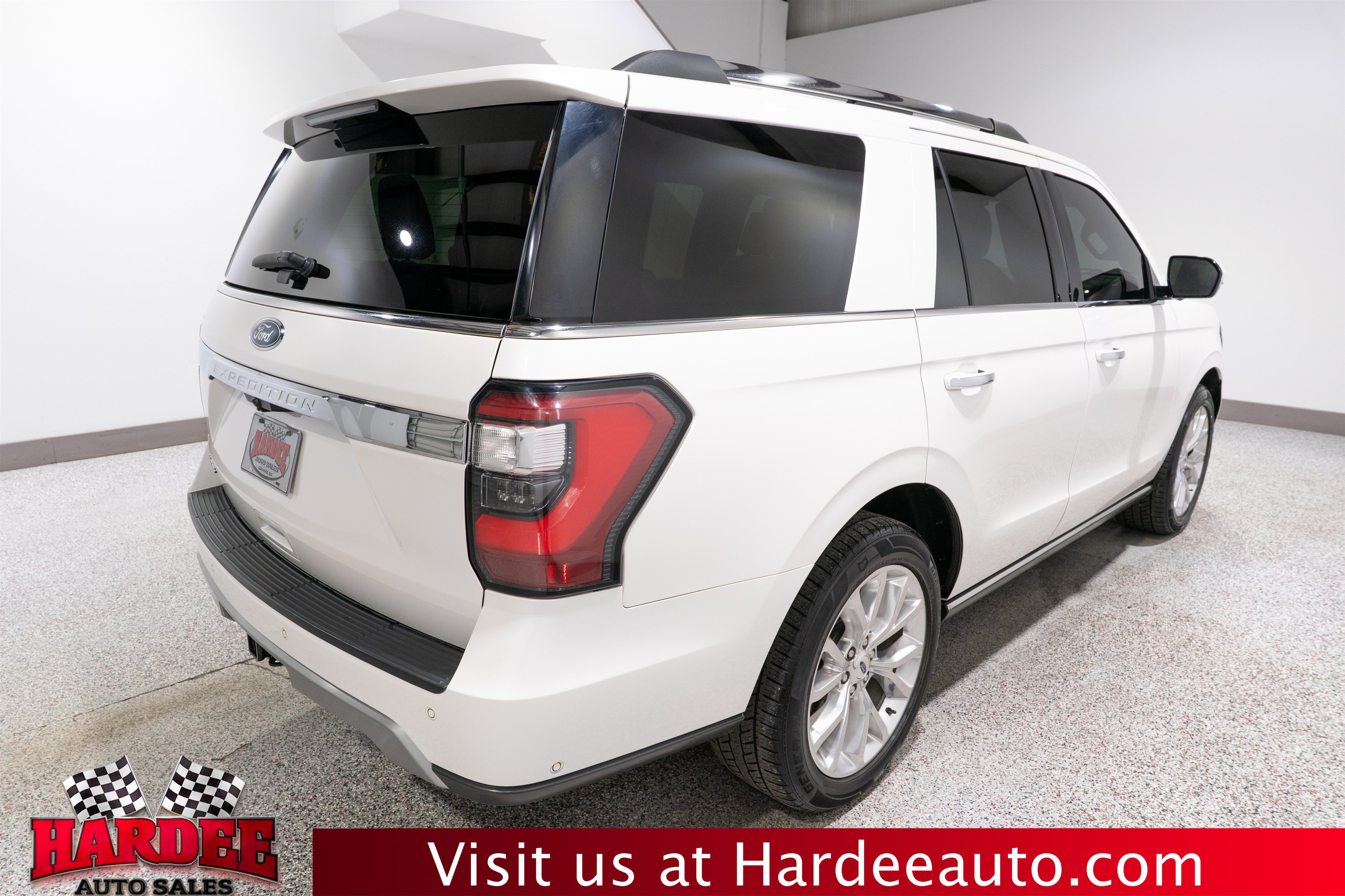 Used 2019 Ford Expedition Limited w/ Equipment Group 302A RWD image 5