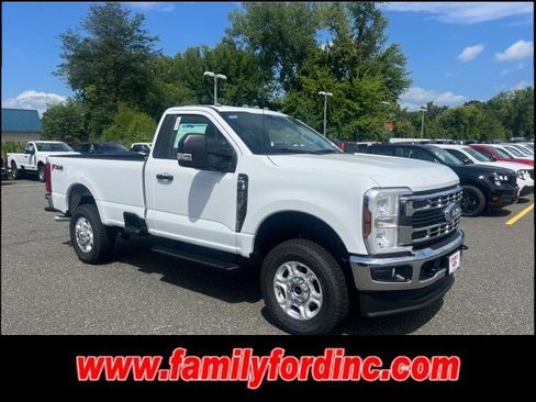 New 2026 Ford F350 XLT w/ FX4 Off-Road Package AWD/4WD image 1