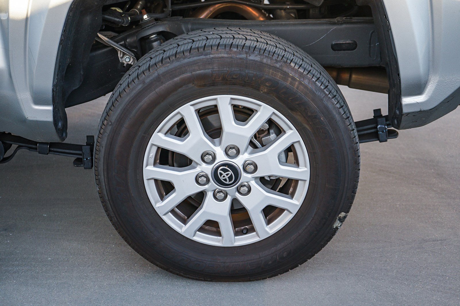 Used 2025 Toyota Tacoma SR RWD image 9