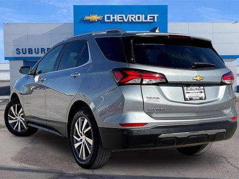 Used 2023 Chevrolet Equinox Premier image 12