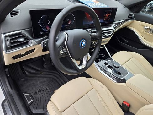 Used 2023 BMW 330e 330e iPerformance w/ Driving Assistance Package image 10