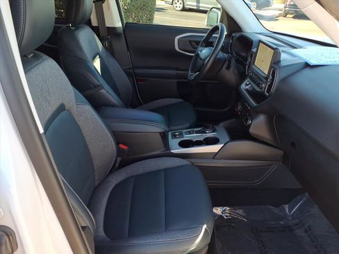 Used 2023 Ford Bronco Sport Outer Banks w/ Tech Package image 11