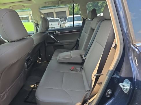Used 2019 Lexus GX 460 Premium AWD/4WD image 9