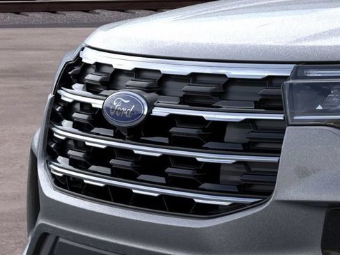 New 2026 Ford Explorer Active RWD image 17