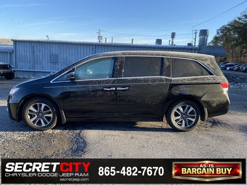 Used 2015 Honda Odyssey Touring image 8