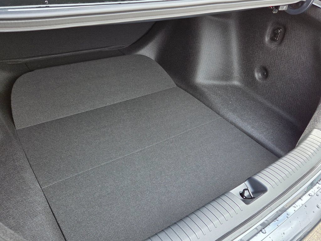 New 2026 Honda Accord LX image 13