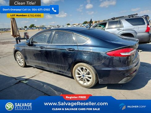 Used 2020 Ford Fusion SE FWD image 3
