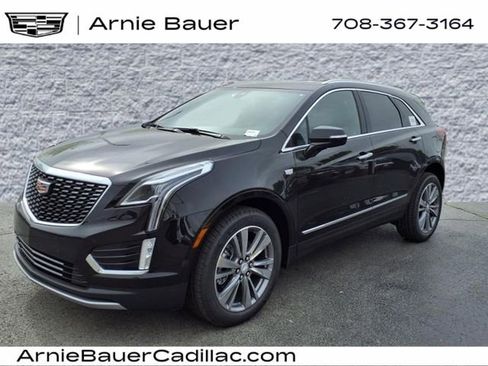 New 2025 Cadillac XT5 Premium Luxury image 11