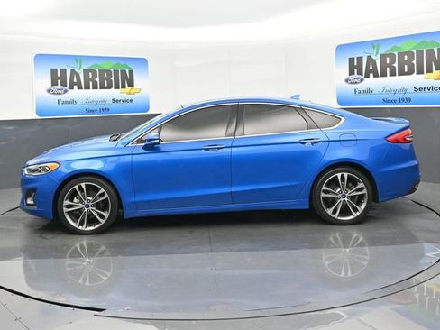 Used 2020 Ford Fusion Titanium image 2