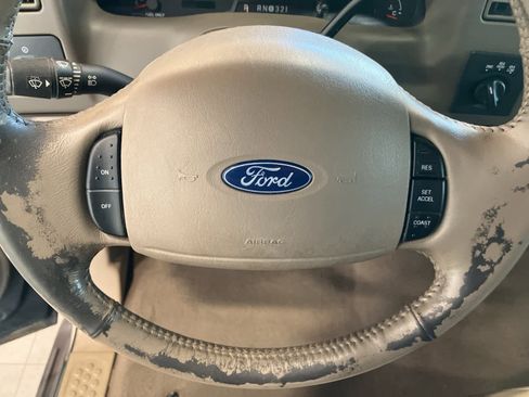 Used 2003 Ford F350 4x4 Crew Cab Super Duty image 17