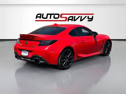 Used 2023 Toyota GR86 Premium image 7