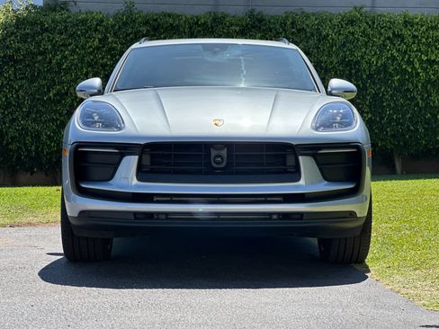 New 2026 Porsche Macan AWD/4WD image 11