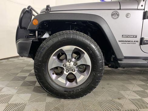 Used 2017 Jeep Wrangler Unlimited Sport w/ Connectivity Group image 11