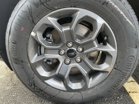 New 2025 Ford Maverick XLT w/ XLT Luxury Package image 6