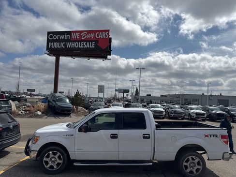 Used 2014 Ford F150 XLT w/ Equipment Group 302A Luxury AWD/4WD image 4