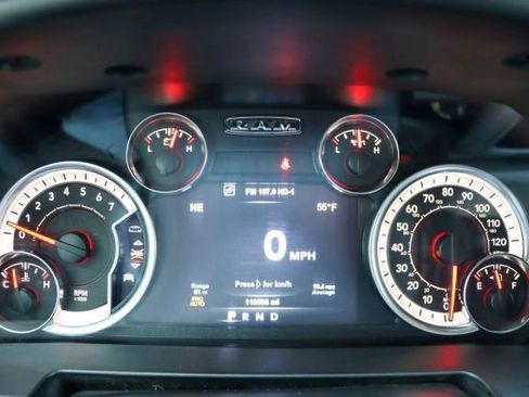 Used 2018 RAM 1500 Lone Star image 30