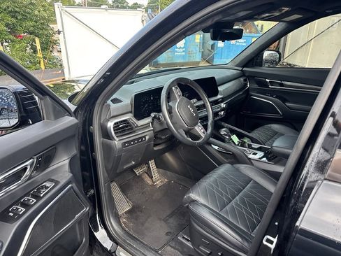 Used 2024 Kia Telluride SX Prestige X-Line AWD/4WD image 8