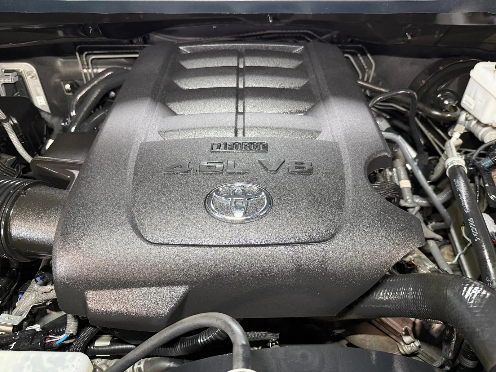 Used 2016 Toyota Tundra SR5 w/ SR5 Upgrade Package AWD/4WD image 13