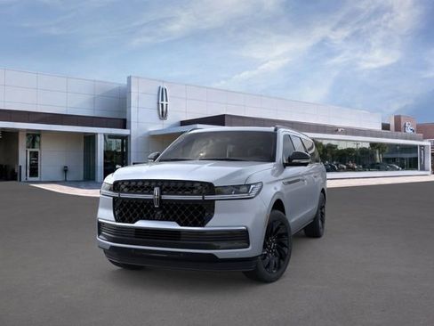 New 2025 Lincoln Navigator L Reserve w/ Jet Appearance Package AWD/4WD image 2