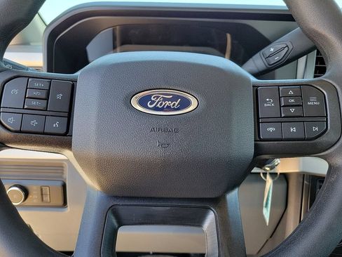 New 2026 Ford F250 XL w/ XL Off-Road Package AWD/4WD image 24