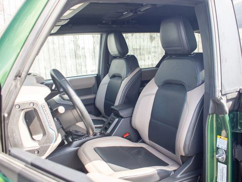 Used 2023 Ford Bronco Wildtrak image 20