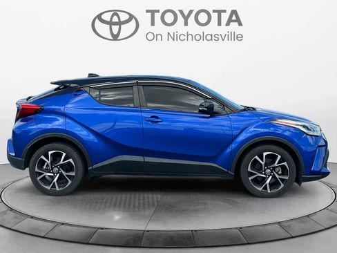 Used 2020 Toyota C-HR XLE FWD image 6