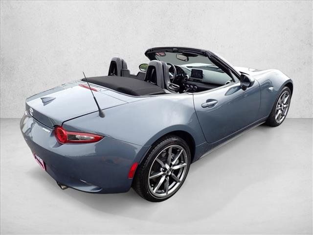 Used 2021 MAZDA MX-5 Miata Grand Touring RWD image 4