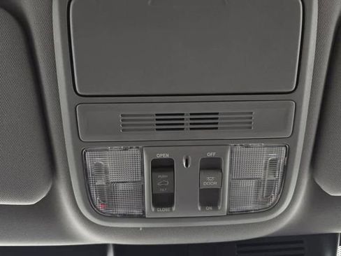 Used 2022 Honda CR-V EX image 38