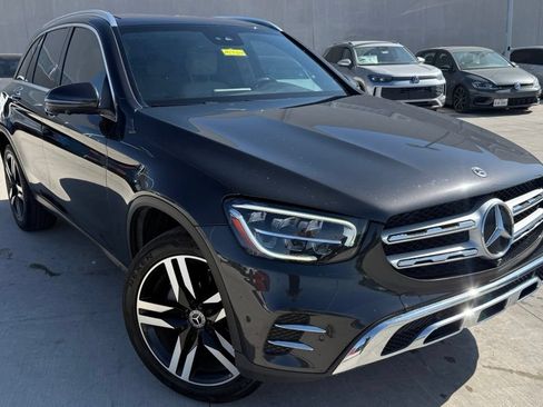 Used 2021 Mercedes-Benz GLC 300 4MATIC image 1