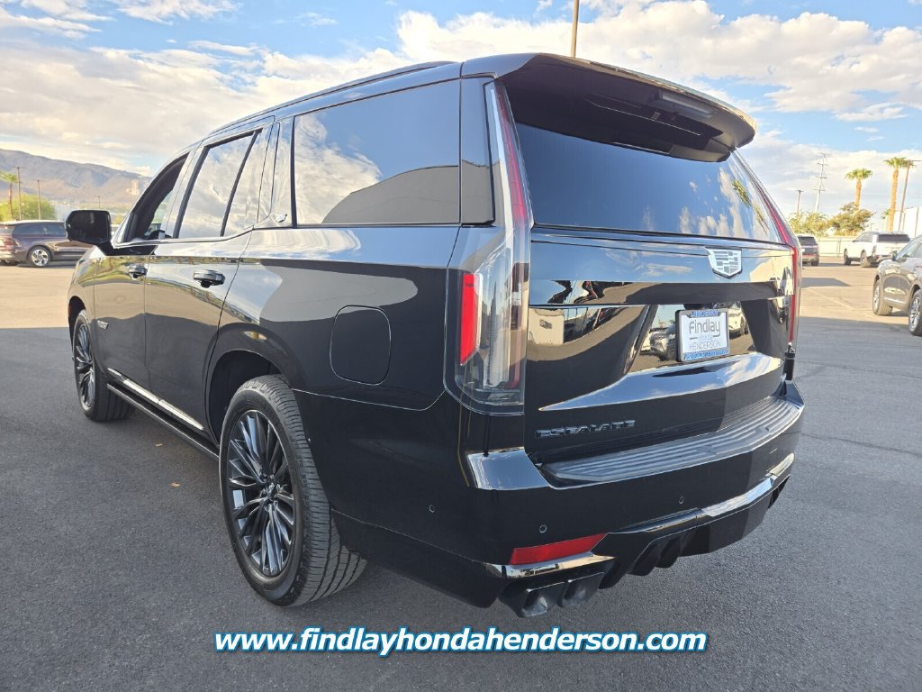 Used 2023 Cadillac Escalade V w/ LPO, ONYX Package AWD/4WD image 4
