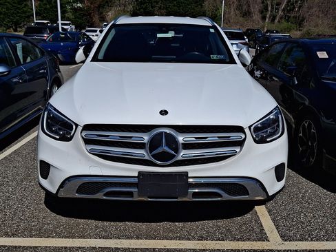 Used 2020 Mercedes-Benz GLC 300 4MATIC image 2