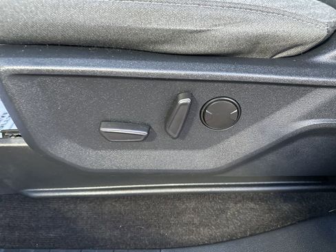 Used 2022 Ford F150 XLT w/ Equipment Group 302A High image 19