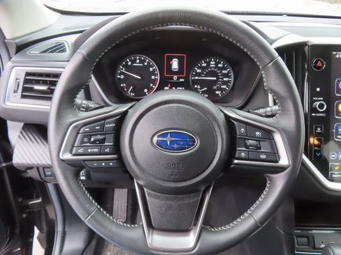 Used 2024 Subaru Ascent Premium w/ Convenience Package image 15