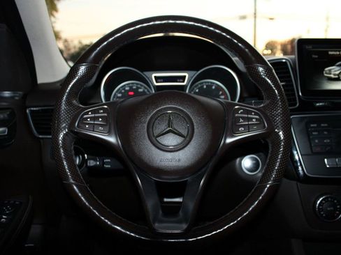 Used 2016 Mercedes-Benz GLE 350 4MATIC image 10