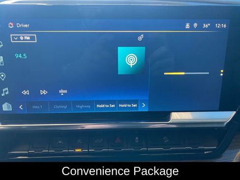 Used 2023 Chevrolet Silverado 1500 LT Trail Boss w/ Protection Package AWD/4WD image 2