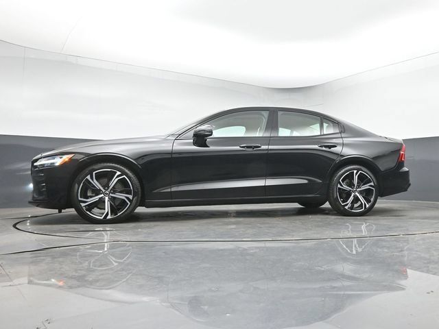 Used 2023 Volvo S60 B5 Ultimate w/ Protection Package Premier FWD image 38
