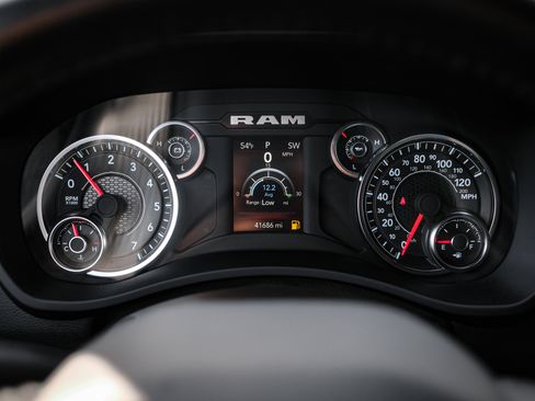 Used 2024 RAM 2500 Big Horn image 20