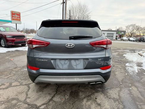 Used 2017 Hyundai Tucson Night image 4