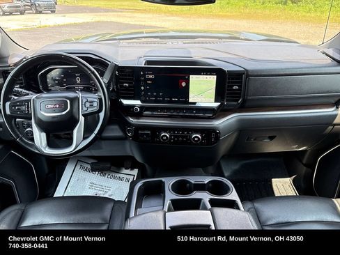 Used 2025 GMC Sierra 1500 SLT AWD/4WD image 15