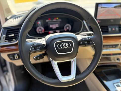Used 2023 Audi Q5 2.0T Premium Plus w/ Premium Plus Package AWD/4WD image 12