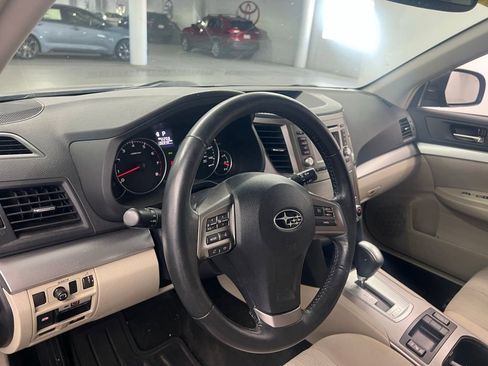 Used 2014 Subaru Outback 2.5i Premium w/ Moonroof Package image 7
